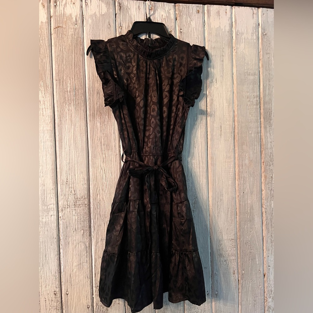 Black Leopard Print Ruffled Dress - Picture 2 of 10